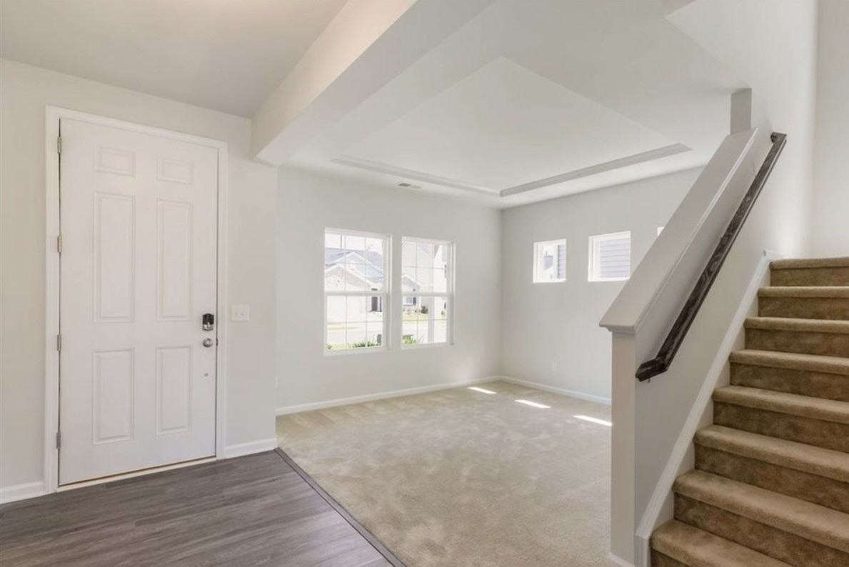 3247 Longleaf Estates Dr - Photo 2 of 9