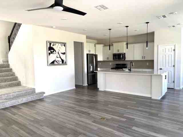 4538 Emprise Way - Photo 3 of 21