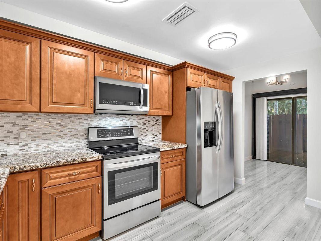 4182 S Pine Island Rd - Photo 3 of 9