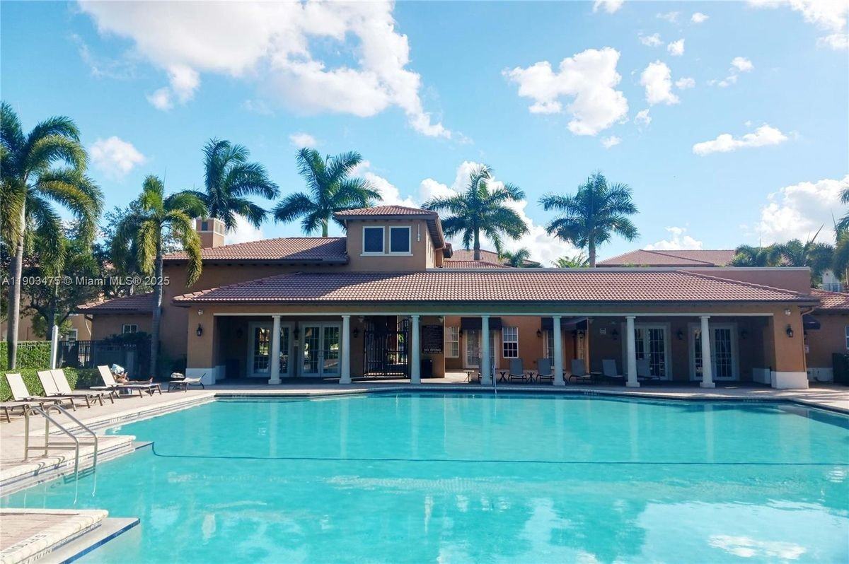 14620 Sw 15th St - Photo 4 of 20