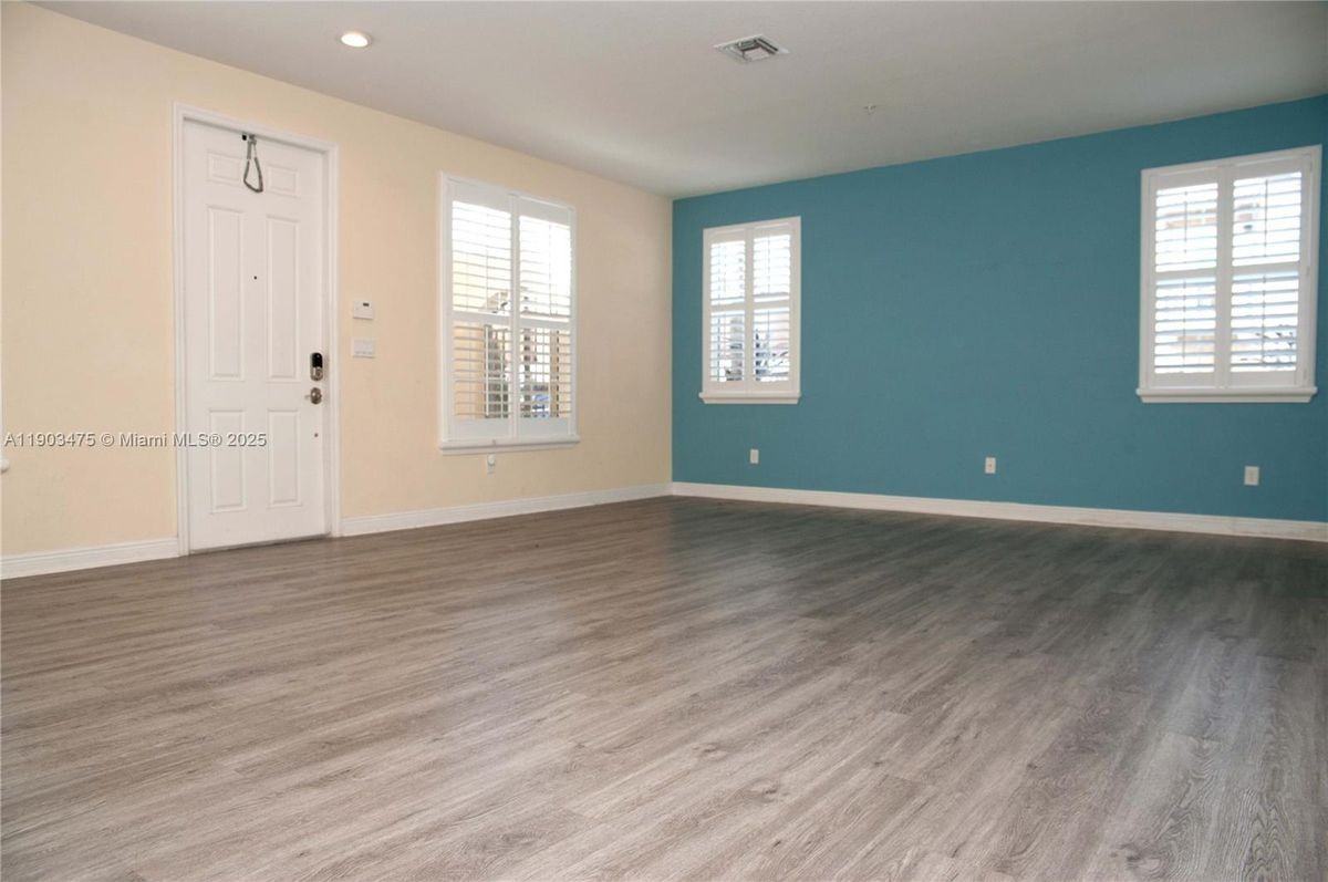 14620 Sw 15th St - Photo 5 of 20