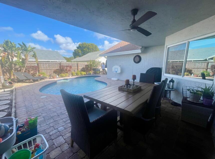 22518 Grouper Court - Photo 7 of 10