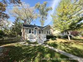 featured image of 2434 Cowper Ave