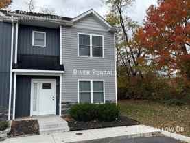 211 Swallow Dr - Photo 1 of 1