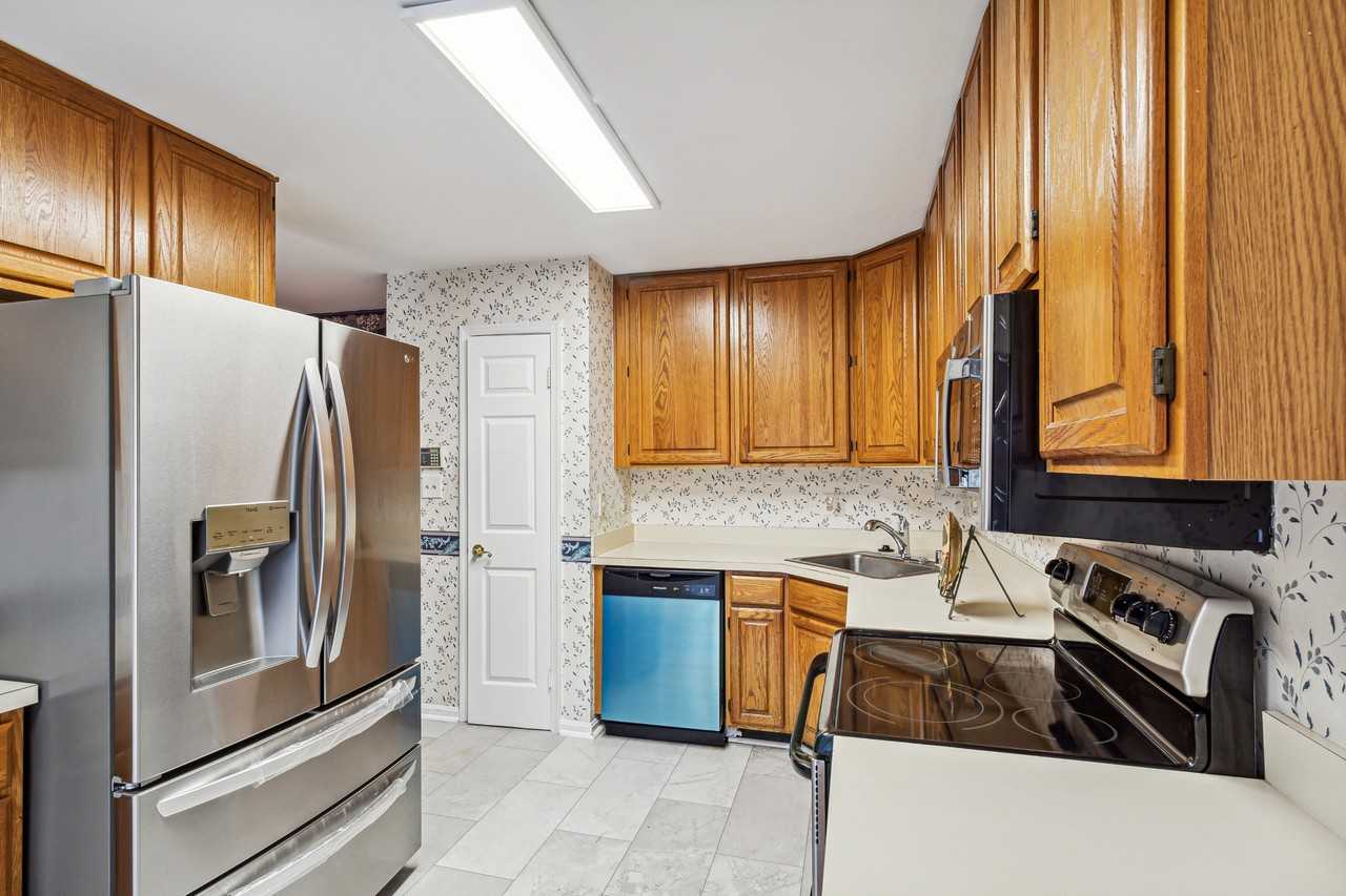 52 Silver Moon Drive #TH - Photo 5 of 16