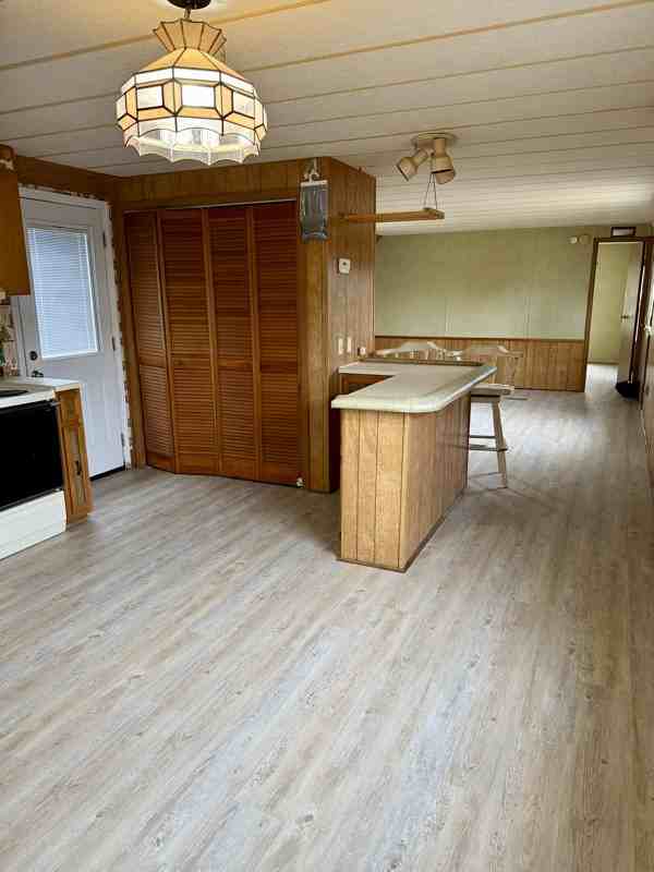 275 Goshen Rd - Photo 3 of 9