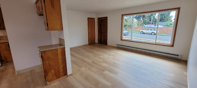 700 E 22nd St #702 - Photo 4 of 7