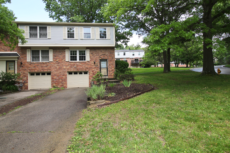 100 Grouse Ct - Photo 2 of 50