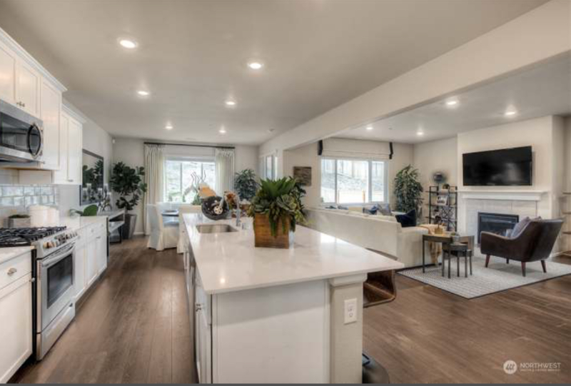28514 81st Dr Nw - Photo 3 of 11