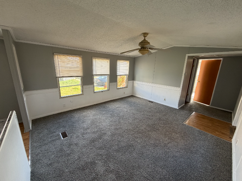 317 Decoy Ln - Photo 2 of 10