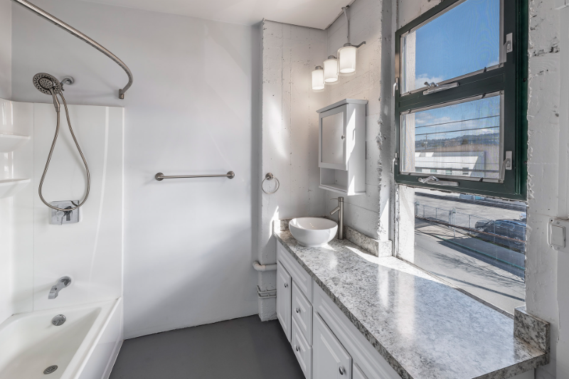 6221 Hollis St #1450 - Photo 4 of 4