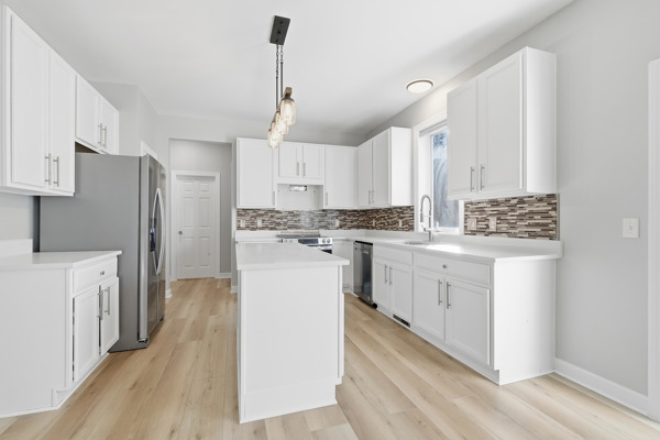 943 Earley Lake Curv - Photo 5 of 20