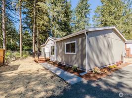 featured image of 2535 70th Ave Sw #9