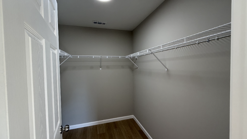 140 Adaline Ct - Photo 7 of 10