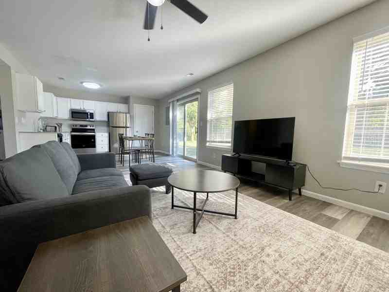 210 White River Drive - Photo 2 of 12