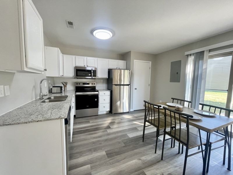 210 White River Drive - Photo 3 of 12