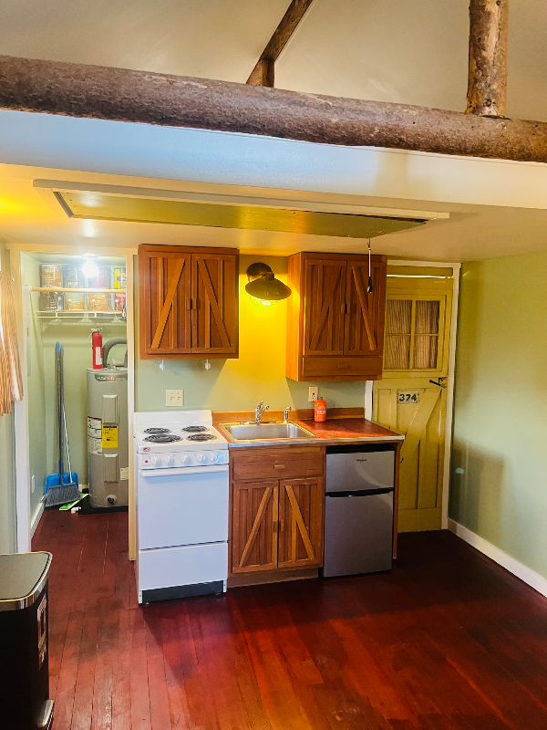 216 South H Street #C - Photo 7 of 19