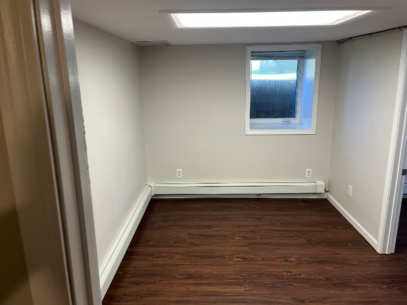 1543 Bush St - Photo 7 of 13