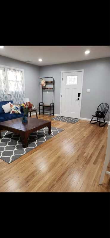 469 Auborn Ave - Photo 3 of 20