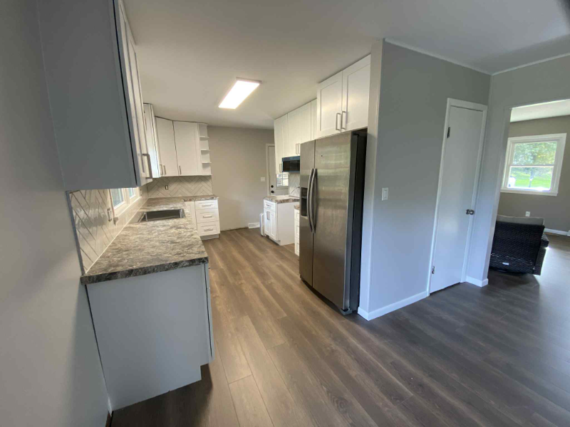 412 Western Cir - Photo 2 of 19