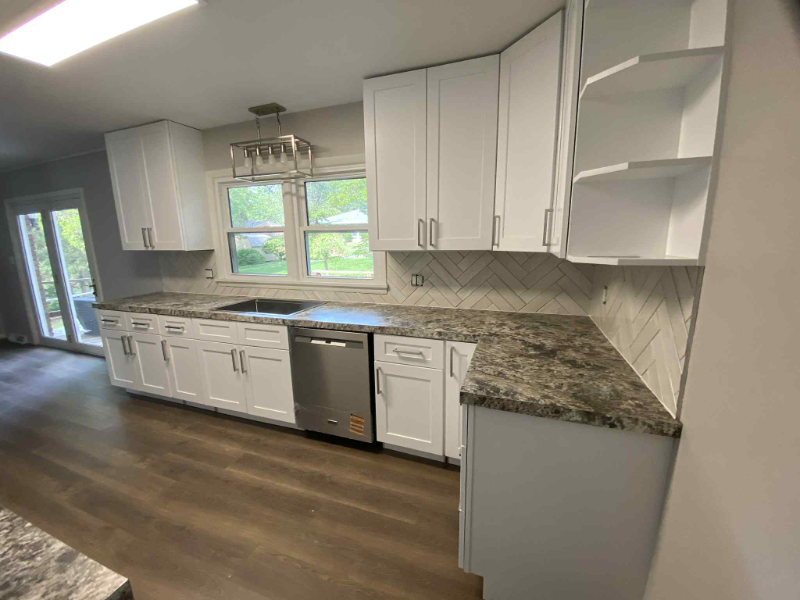 412 Western Cir - Photo 5 of 19