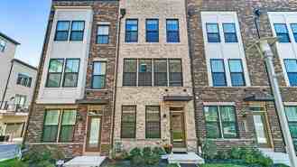 2820 Arts Vista Blvd - Photo 1 of 1