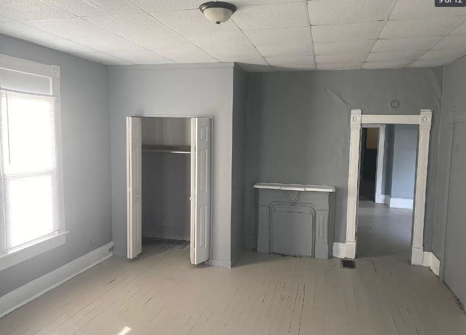 629 East Broadway Street #NA - Photo 4 of 8