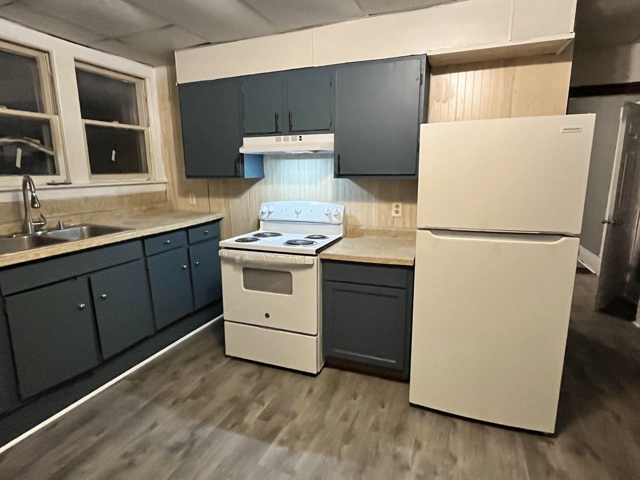 629 East Broadway Street #NA - Photo 2 of 8