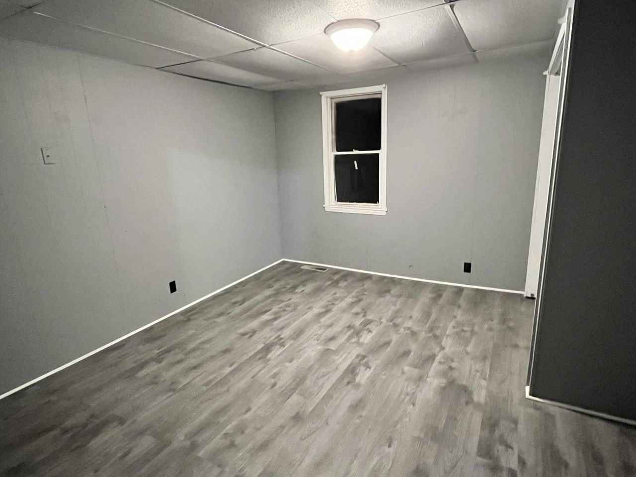 629 East Broadway Street #NA - Photo 5 of 8