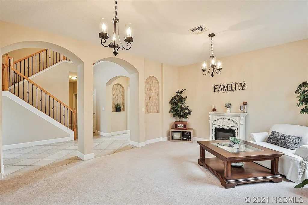 453 Venetian Villa Drive #NA - Photo 7 of 24