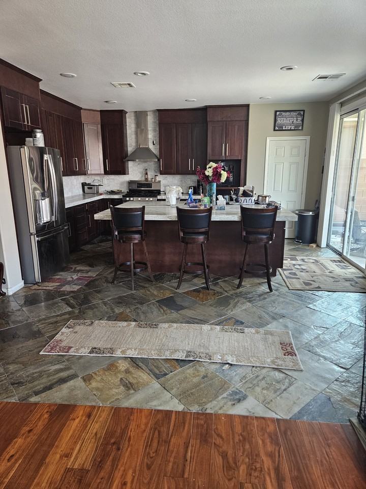 7204 Mountain Den Ave #2 - Photo 5 of 10