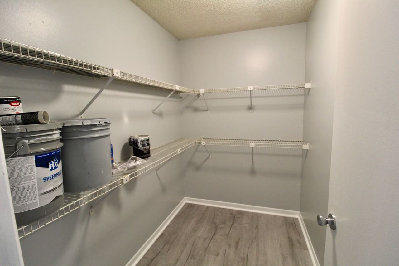 Hunters Ridge Condominiums  1342E - Photo 3 of 43