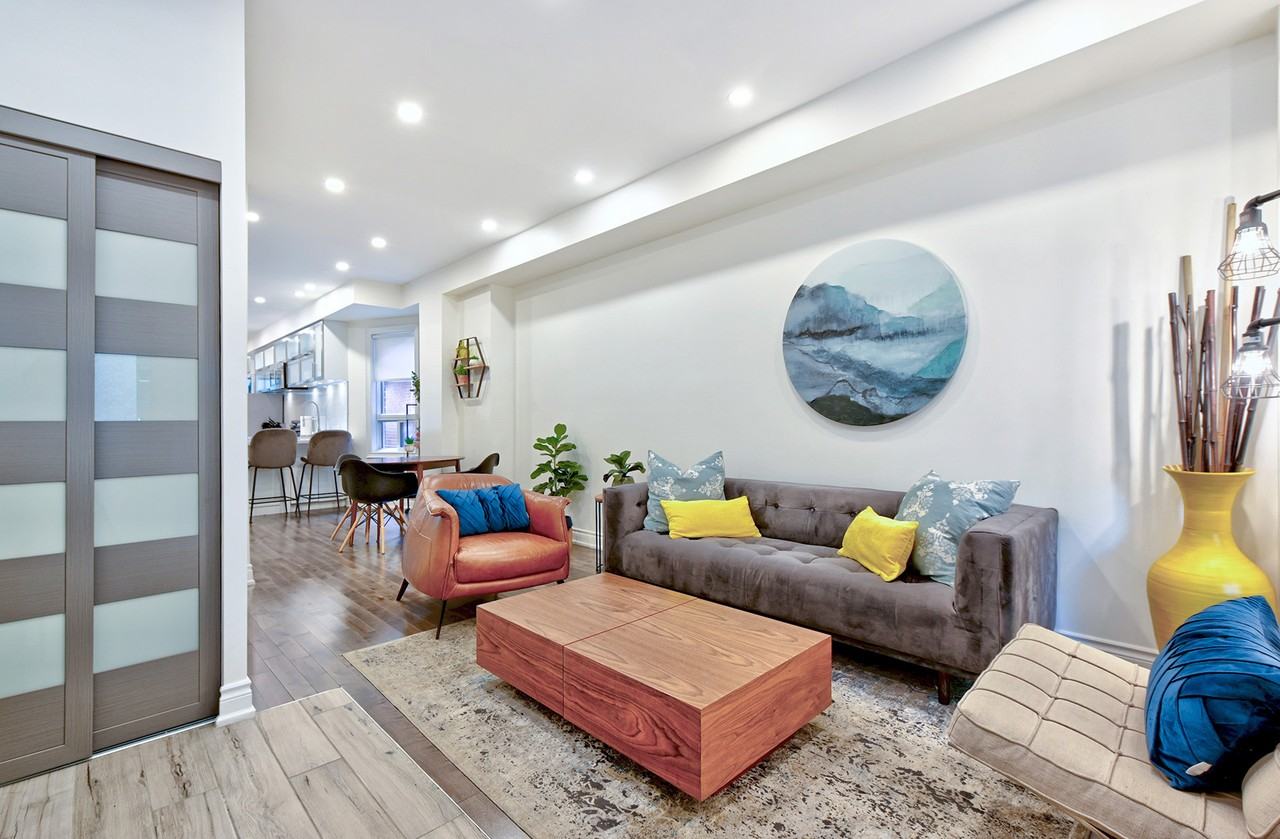 717 Palmerston Avenue - Photo 5 of 34