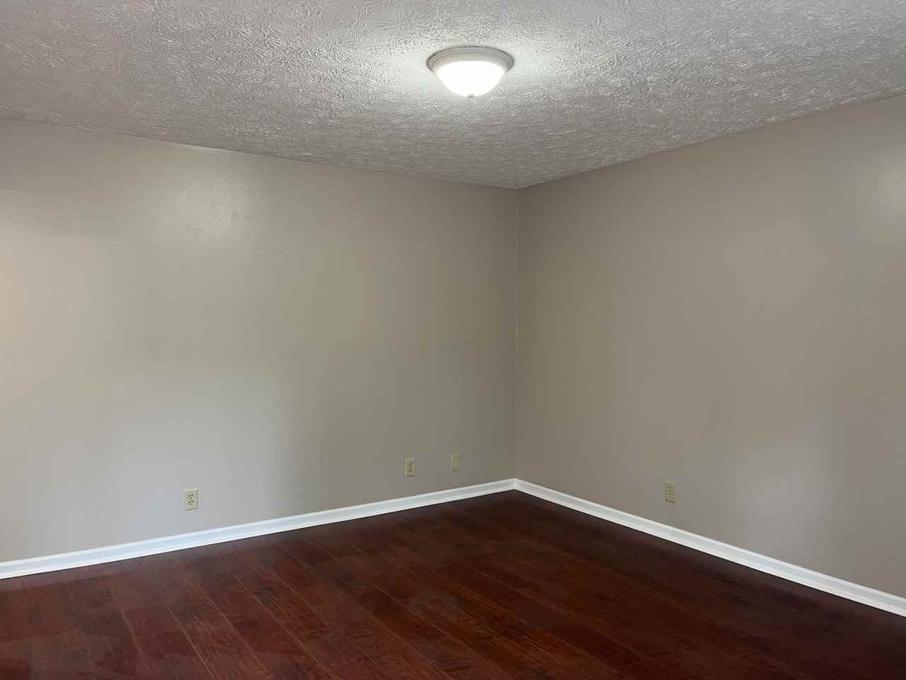 480 E Red Bud Rd - Photo 3 of 23