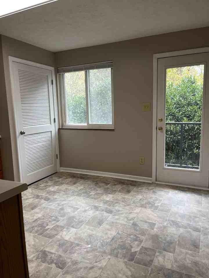 480 E Red Bud Rd - Photo 5 of 23