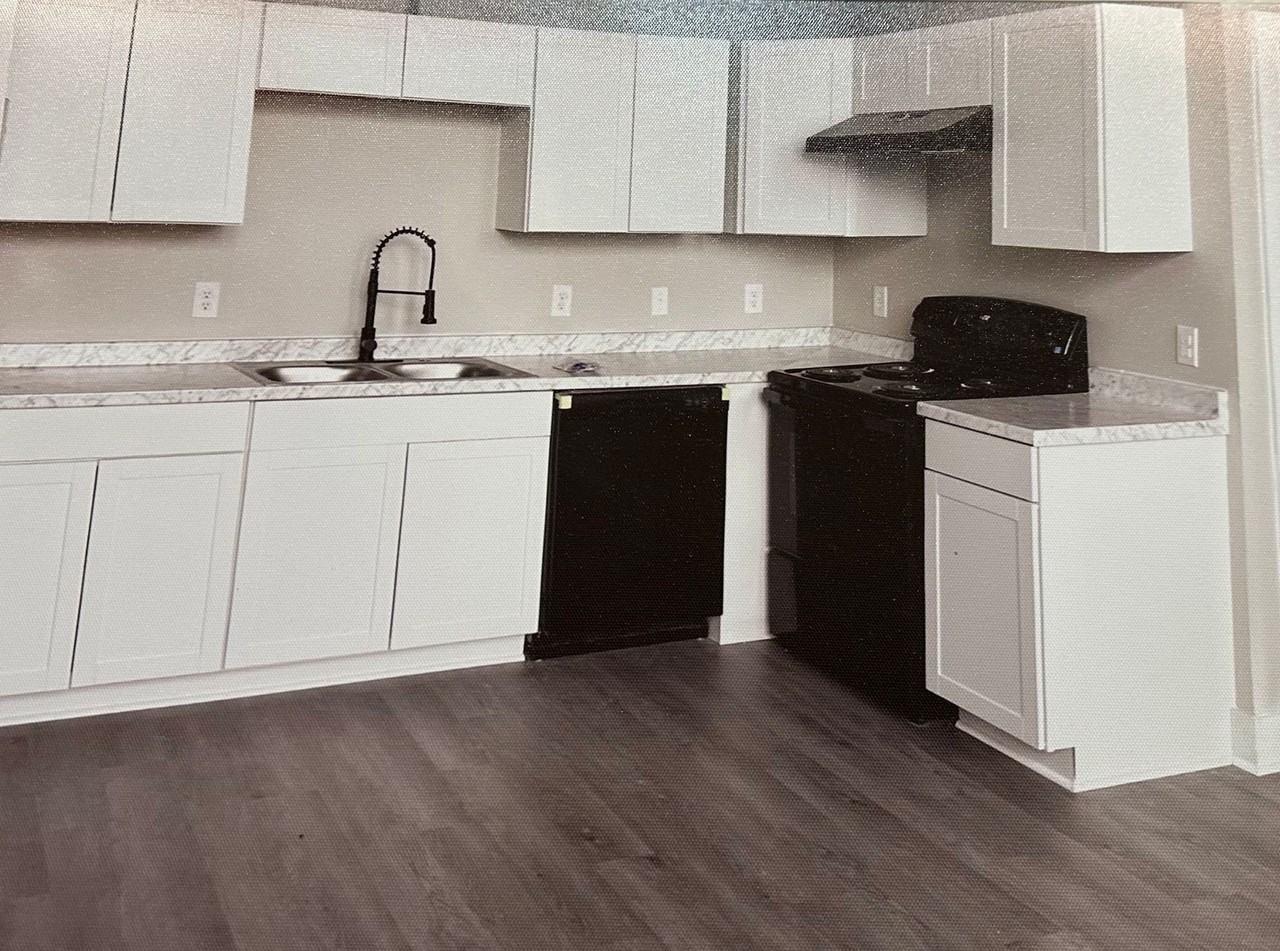 Lassiter Square Apartments - Photo 5 of 9