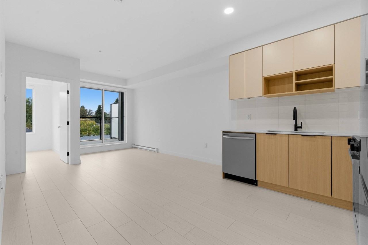 10488 138A Street #3xx - Photo 5 of 22