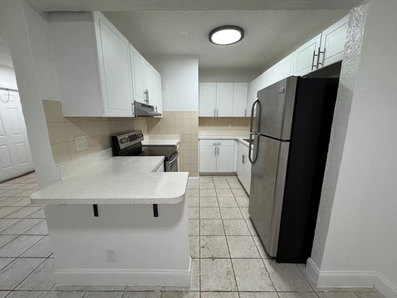 521 Banks Rd Margate, FL 33063 - Photo 7 of 10