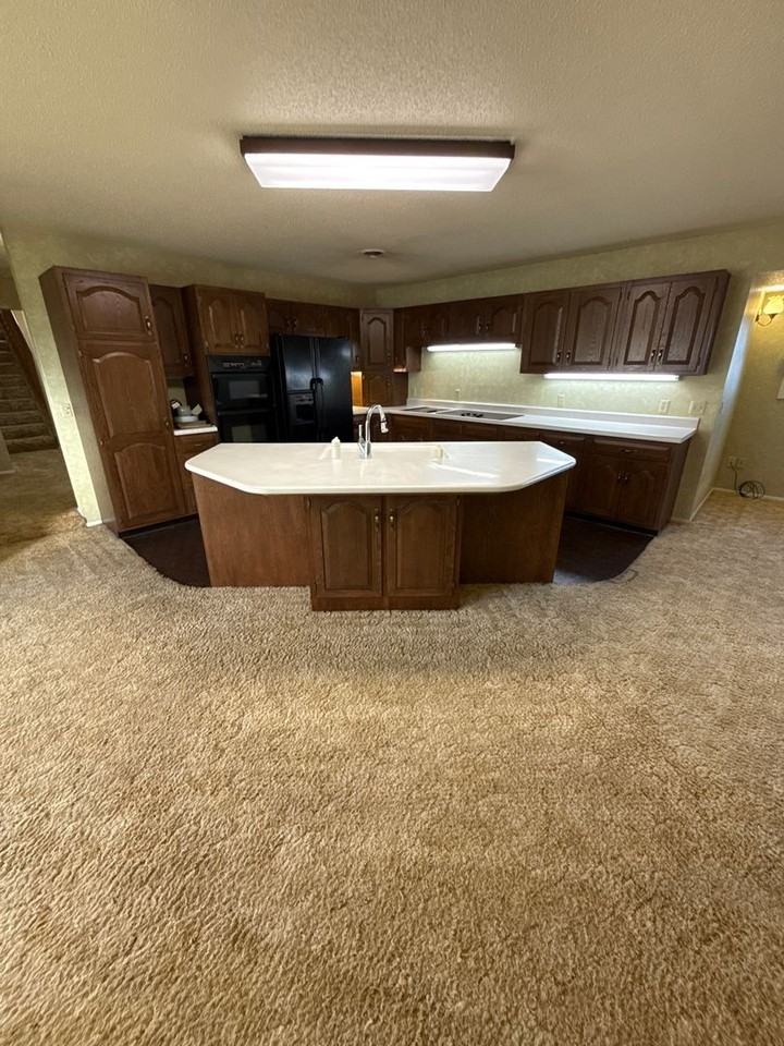 406 1st Ave N - Photo 7 of 31