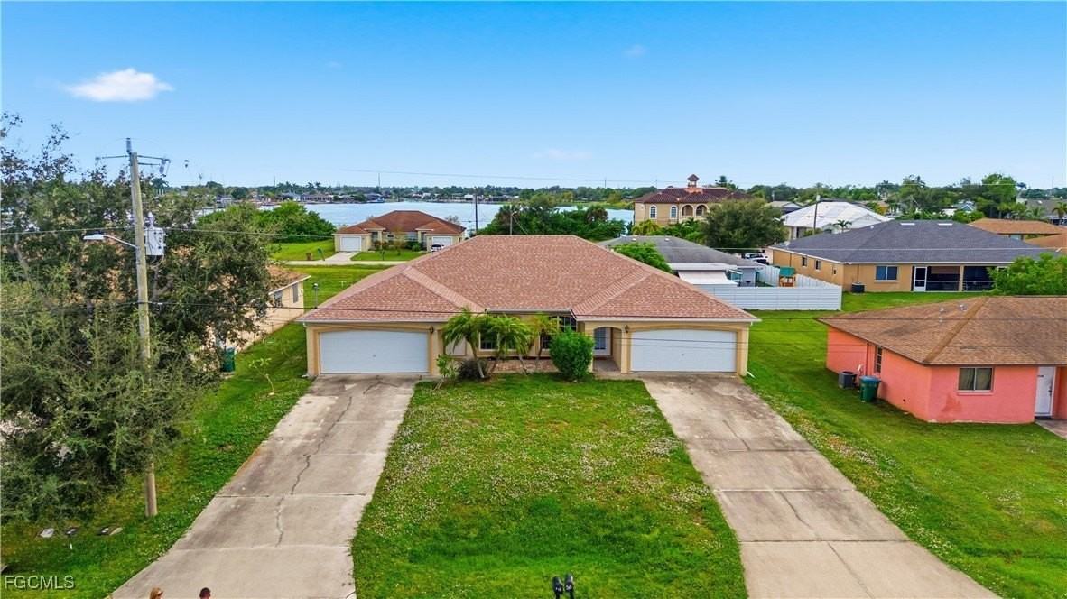 516/518 SE 5th Place - Photo 2 of 13