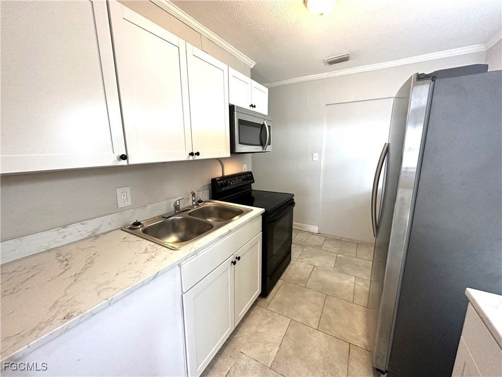 3156 Market Street - Photo 7 of 14