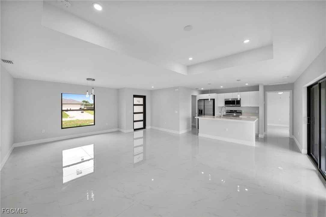 1829 Nw 7th Pl - Photo 3 of 32