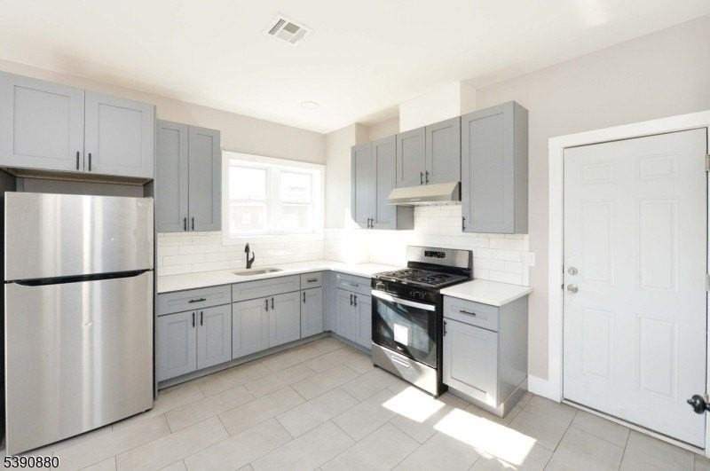 7 9 Watsessing Ave #2R - Photo 3 of 14