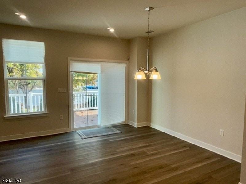 8 Owen Ct - Photo 4 of 16