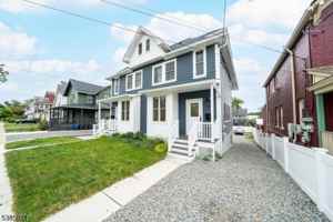 featured image of 105 N Fullerton Ave #A