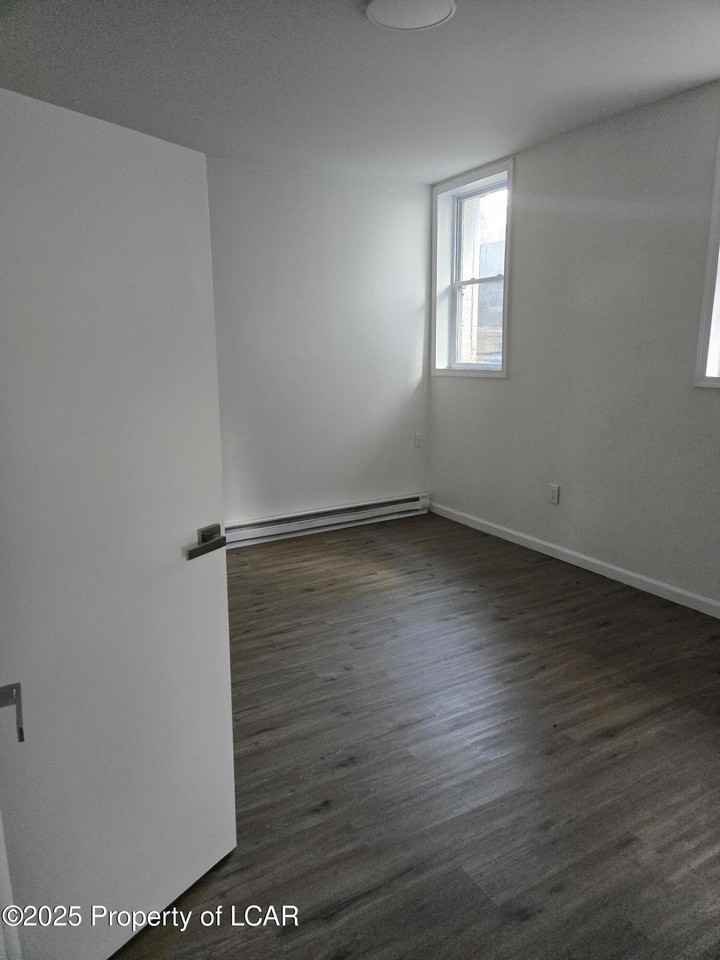 426 Fig St - Photo 4 of 11