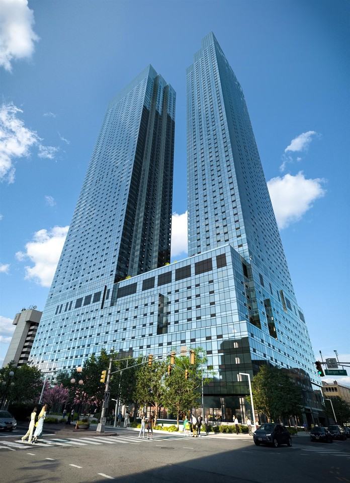 36 Journal Square Concourse