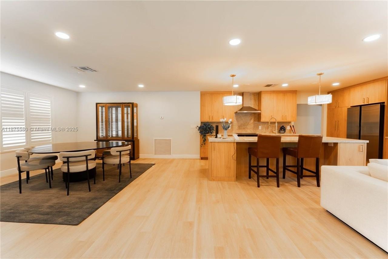 7361 Sw 115th St - Photo 4 of 44