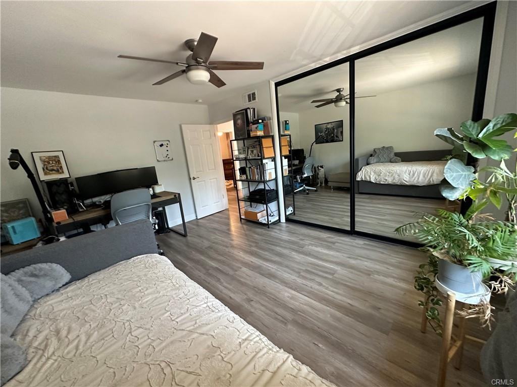 14623 Weddington St - Photo 2 of 8