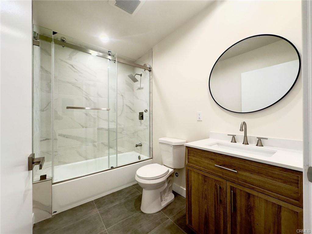 15952 Cohasset St - Photo 6 of 8